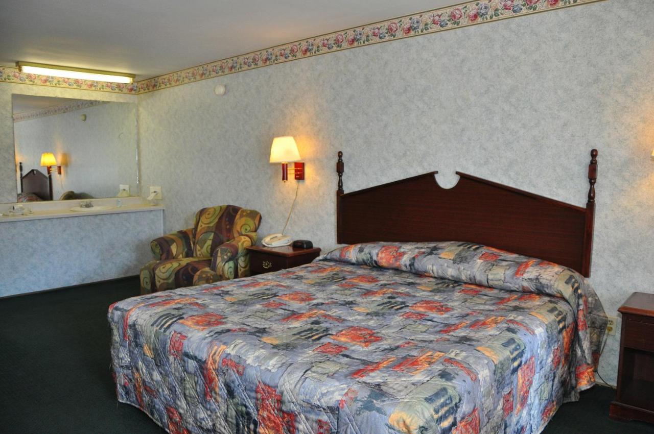 Merrimac Inn & Suites Williamsburg Ngoại thất bức ảnh